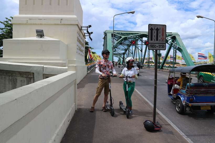Bangkok: Riverside E-Scooter Adventure with StreetFood Snack - Food, heat, and the practical side of the ride