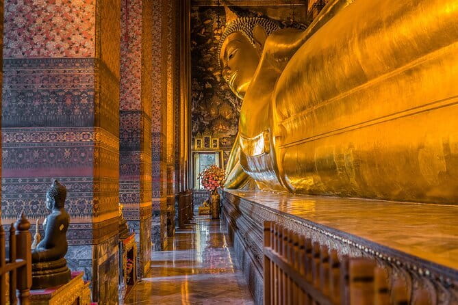 Bangkok's Best: City Highlights & Floating Market Private Tour - Key points at a glance