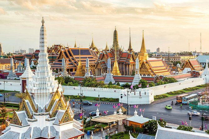 Bangkok's Grand Palace Complex and Wat Phra Kaew Tour - Why the guide matters so much