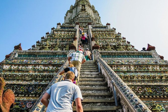 Bangkok’s Three Iconic Temples: Wat Traimit, Wat Pho & Wat Arun - How the transport and meeting arrangements work