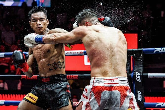 Bangkok's Top Muay Thai Ticket at Rajadamnern Stadium - Choosing between ringside, Club Class, and 2nd Class