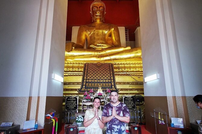 Bangkok Selfie Expert Tour: Little India, Wat Traimit & Wat Pho - Through Chinatown, Little India, and Bangkok’s center