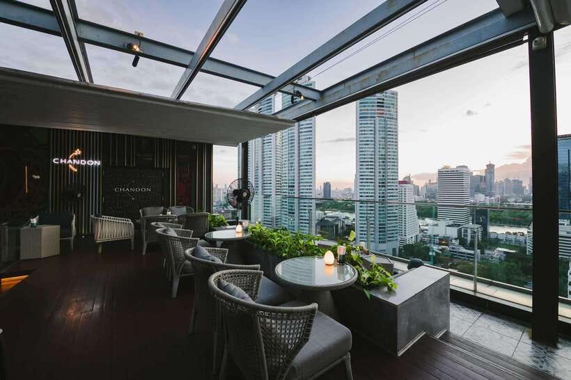Bangkok: Sky on 20 Rooftop Bar With Free Flow Drinks - A stylish rooftop setting with background music