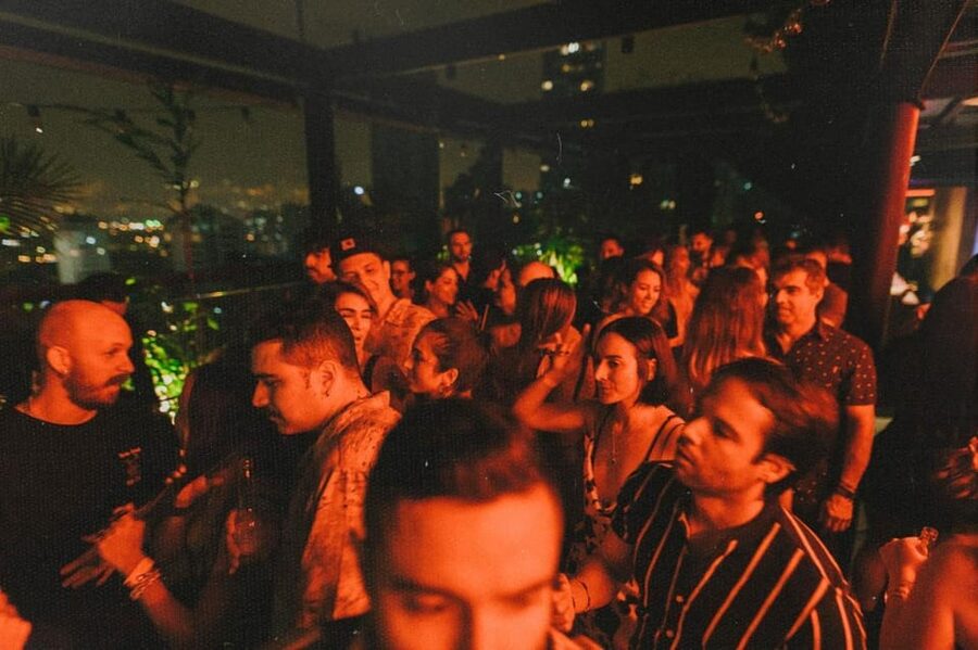 Bangkok: Soi Cowboy, Nana, Soi 11, Rooftops, Clubs & Go Go’s - Sukhumvit 11 connects the bars and clubs