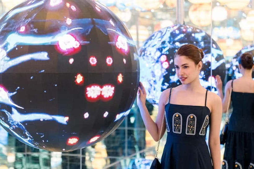 Bangkok: Space & Time Cube Ticket Options 9D Film or VR Game - Who Will Enjoy This Most
