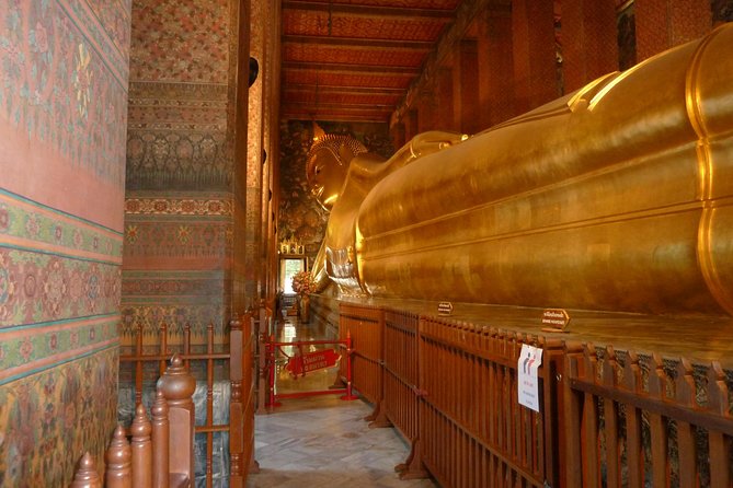 Bangkok Temples and City Highlights Tour - Three temples, three very different moods
