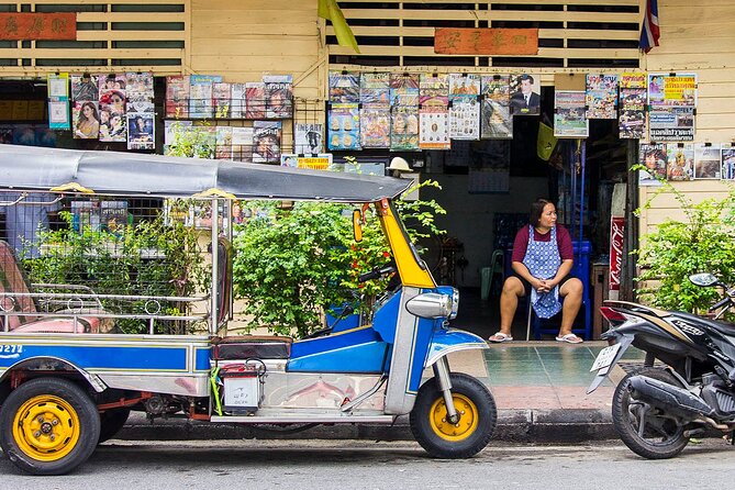 Bangkok Temples Tour - What your guide adds to the day