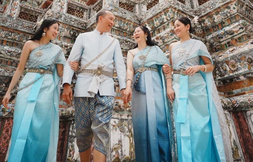Bangkok: Thai Costume Rental + Hairdo, Makeup & Accessories - Making the Most of Wat Arun