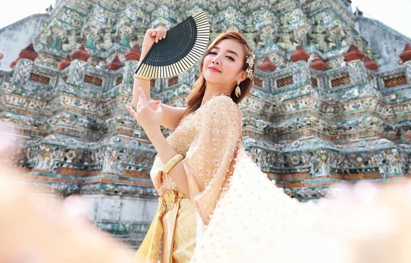 Bangkok: Thai Costume Rental + Hairdo, Makeup & Accessories - Who Will Enjoy This Most?