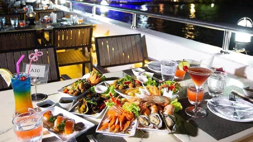 Bangkok:The Planet Sunset&Dinner Cruise on Chao Phraya River - What you see along the Chao Phraya