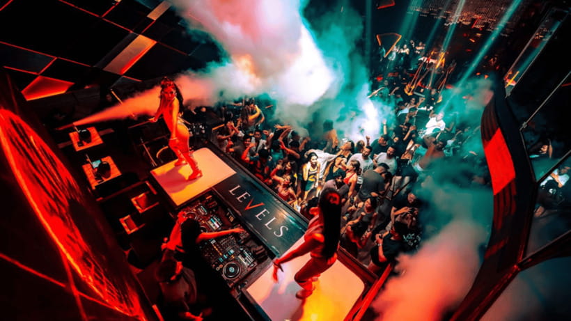 Bangkok: The Speakeasy, Rooftop & Iconic Venues Pub Crawl - What the $31 price really covers
