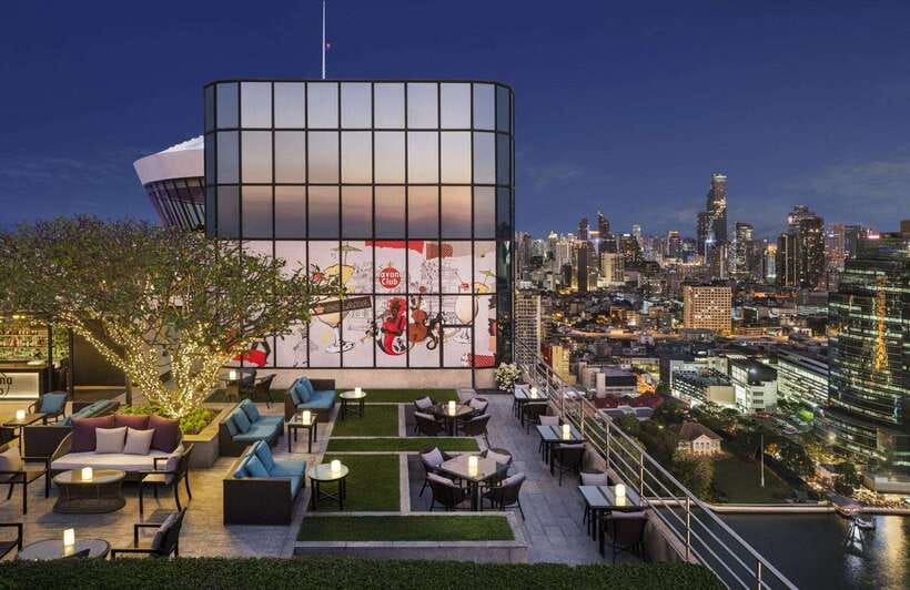 Bangkok: ThreeSixty Rooftop Bar at Millennium Hilton - Who gets the best value