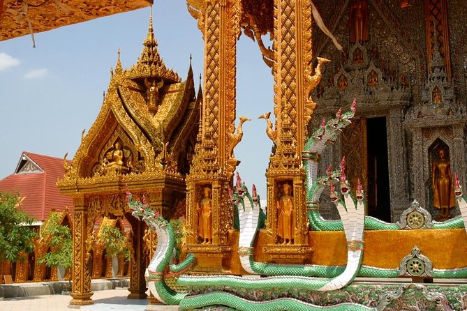 Bangkok Tour by Boat and Bike - Pedaling through villages and local neighborhoods