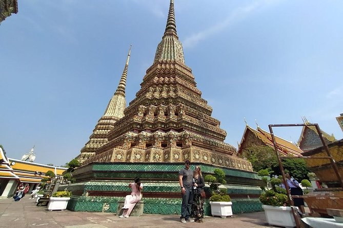 Bangkok Tour: Highlights & Hidden Gems & Long Tail Boat - Getting Around by SkyTrain, Taxi, and Tuk Tuk