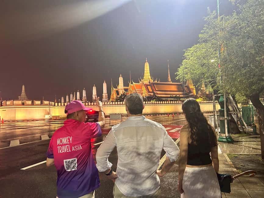 Bangkok: Tuk Tuk Adventure Chinatown Michelin Food & Temples - Starting at Sam Yan and meeting the tuk tuk