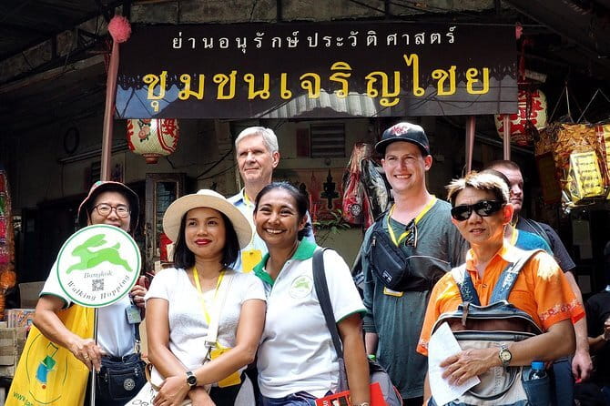 Bangkok Tuk Tuk Night Tour with food & drinks in Siam & Silom - Important dates and practical limits