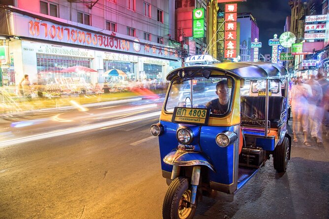 Bangkok Tuk-Tuk Tour by Night with Chinatown Street Food Meal - The Giant Swing and Bangkok’s old town