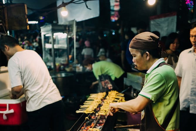 Bangkok TUK TUK Twilight Cultures Market and Food Taste - Yaowarat: Chinatown after dark