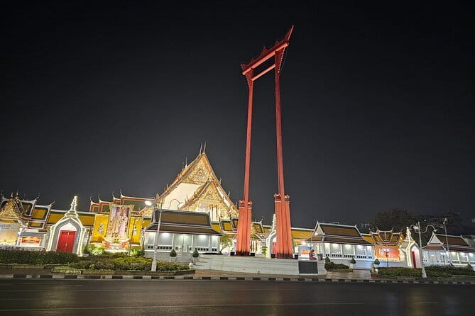 Bangkok TUK TUK Twilight Cultures Market and Food Taste - What the food portion really includes