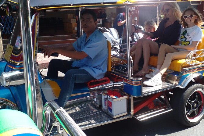Bangkok Tuk Tuk Walk & Temple Tour With Wat Pho, Arun & Traimit - Khlong Dan by private long-tailed boat