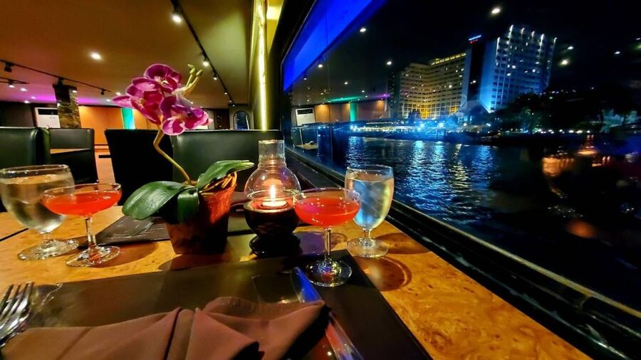 Bangkok: White Orchid Chao Phraya Dinner Cruise - Is $22 good value for Bangkok?