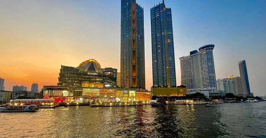 Bangkok with a Private Car and Driver Customizable Tours - The 8-hour plan: temples, Chatuchak, park, and Siam