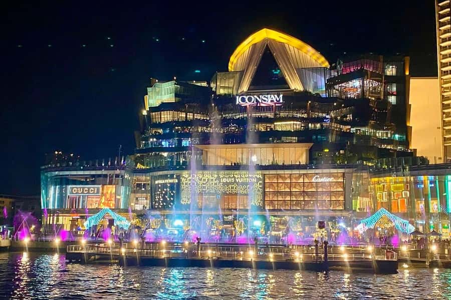 Bangkok: Wonderful Pearl Dinner Cruise and Live Performance - A two-hour night on the Chao Phraya