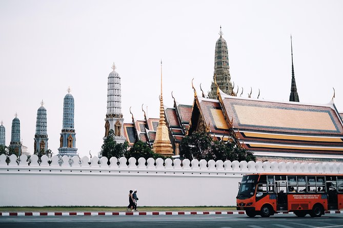 Best of Bangkok: Temples & Long-tail Boat Tour - Wat Phra Kaew and the small Emerald Buddha