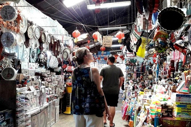 Chachoengsao Day Trip Including Bang Pakong River Cruise from Bangkok - Wat Pho Bang Khla and the fruit bats