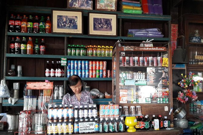 Chachoengsao Day Trip Including Bang Pakong River Cruise from Bangkok - Talad Khlong Suan and its canal-side wooden houses