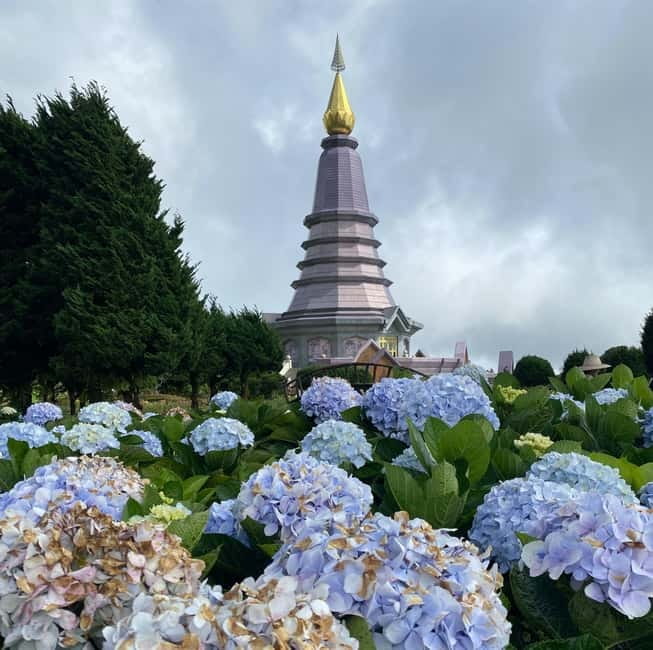 Chang Mai: Doi Inthanon Day Tour w/Waterfalls & Hilltribes - Lunch in the middle of a long day