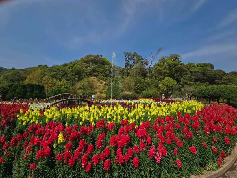 Chang Mai: Doi Inthanon Day Tour w/Waterfalls & Hilltribes - Wachirathan and Sirithan waterfalls