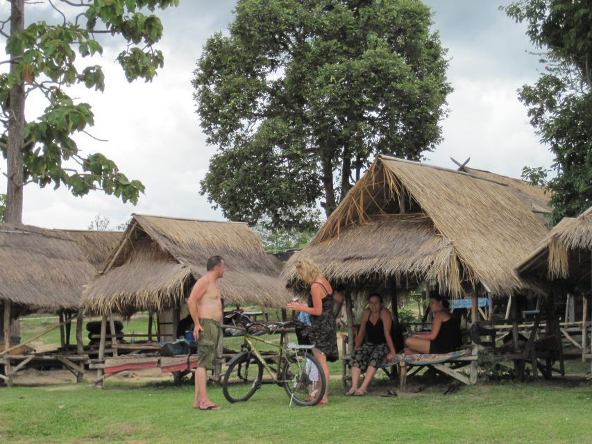Chiang Mai: 24 km Leisure Cycling & swim Lake Huay Tueng Tao - From Chiang Mai streets to open country