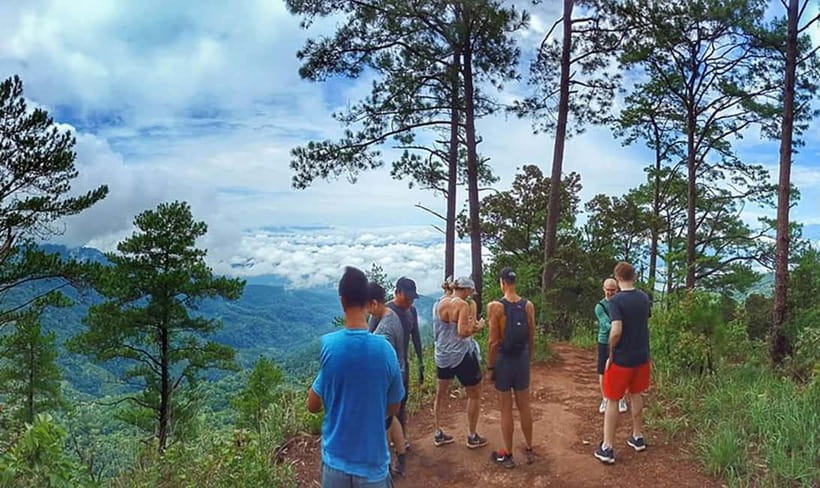 Chiang Mai: 7-Hour Doi Suthep National Park Summit Hiking - Wat Phra That Doi Suthep and the climb beyond