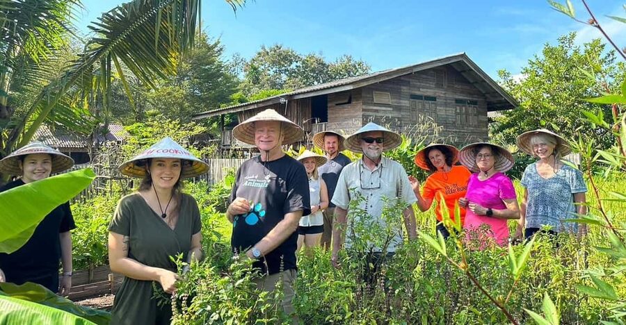 Chiang Mai: Asia Scenic Thai Cooking School - Five dishes, with room for personal taste