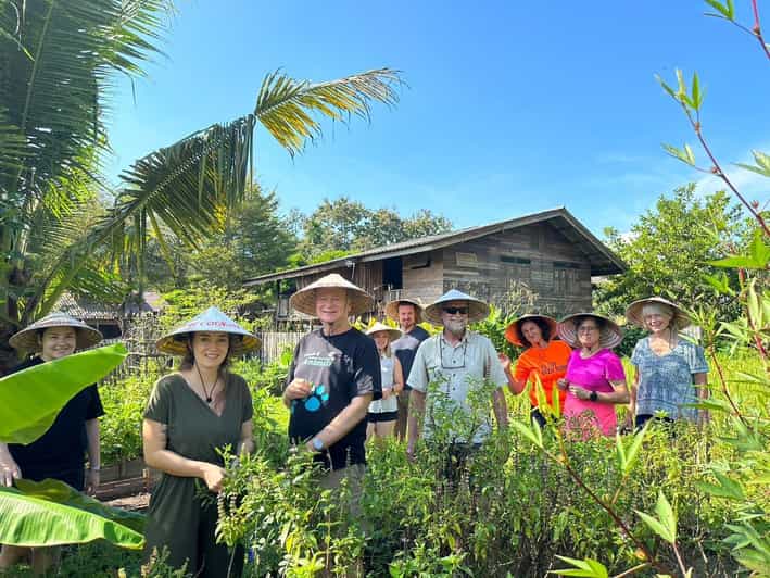 Chiang Mai: Asia Scenic Thai Cooking School - The farm option adds a useful second lesson
