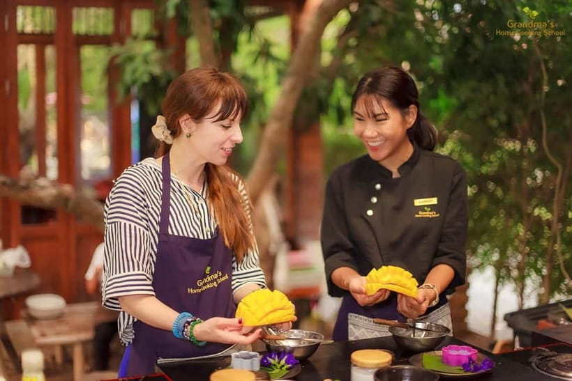Chiang Mai: Authentic Cooking Class with Market & Farm Visit - Grandma’s farm, chickens, mushrooms, and rice fields