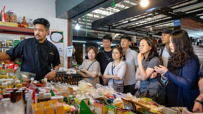 Chiang Mai: Authentic Cooking Class with Market & Farm Visit - Curry paste, coconut milk, and Khao Soi