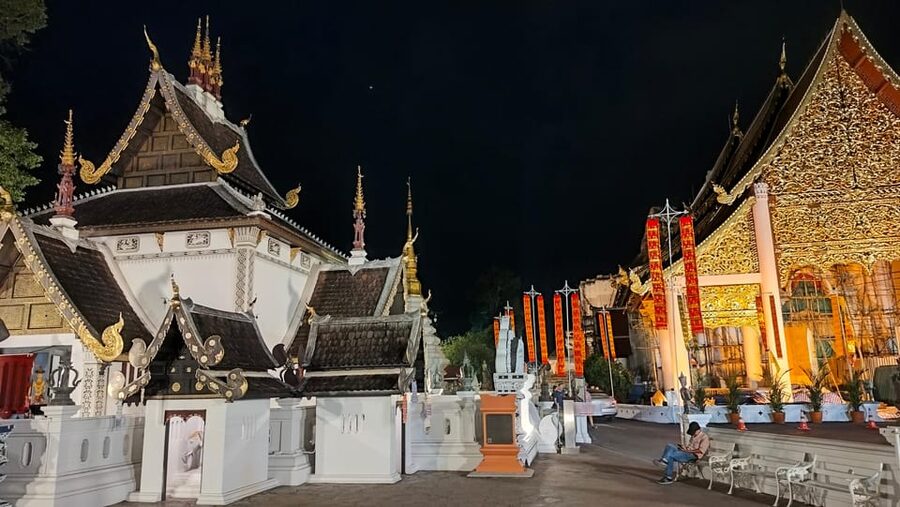 Chiang Mai: Chiang Mai Old City Twilight Walking Tour - Booking Details That Matter