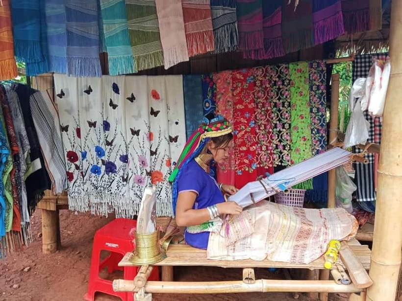 Chiang Mai: Chiang Rai Red, White, and Blue Temples day tour - The optional Long Neck Karen Village needs a clear choice