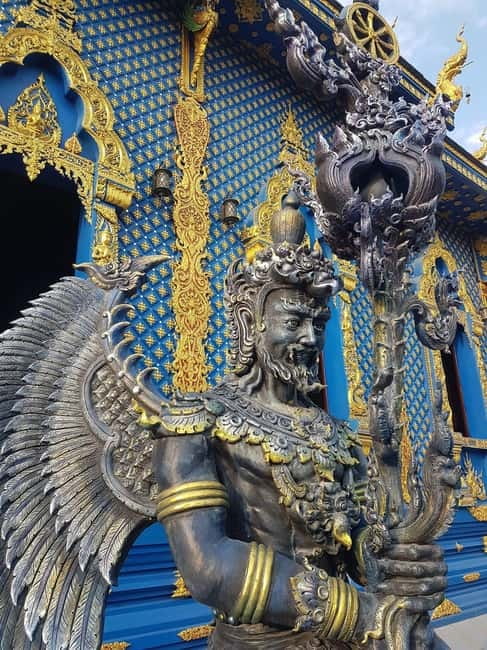 Chiang Mai: Chiang Rai Temples and Long-Neck Karen Village - Clothing, health, and what to bring