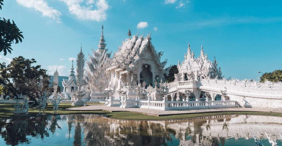 Chiang Mai: Chiang Rai Temples & Black House Discovery Tour - Why this Chiang Rai day trip is worth considering