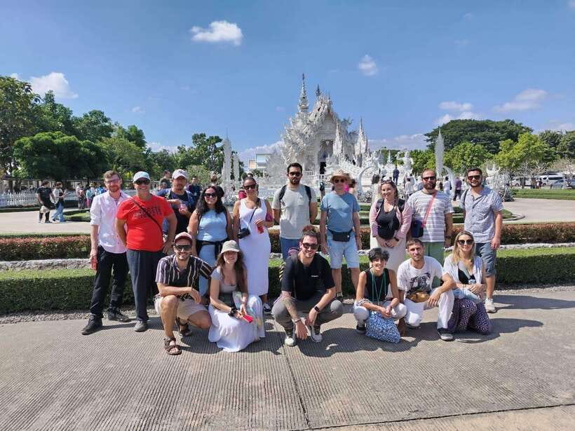 Chiang Mai: Chiang Rai Temples, Karen Tribe and Hot Springs - Lunch in Chiang Rai, with food on your own