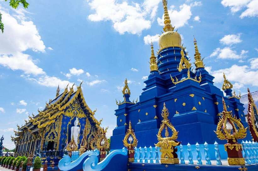 Chiang Mai: Chiang Rai Temples, Karen Tribe and Hot Springs - Wat Rong Suea Ten, the Blue Temple