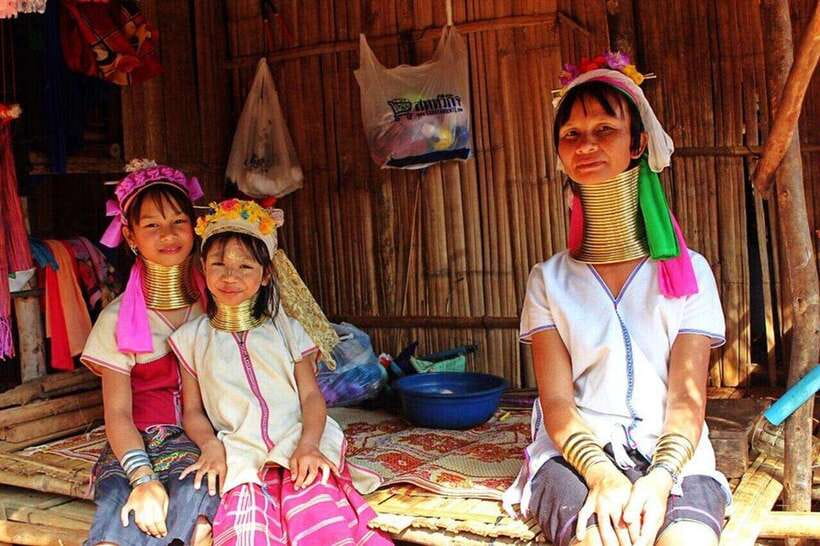 Chiang Mai: Chiang Rai Temples, Karen Tribe and Hot Springs - The long ride north from Chiang Mai