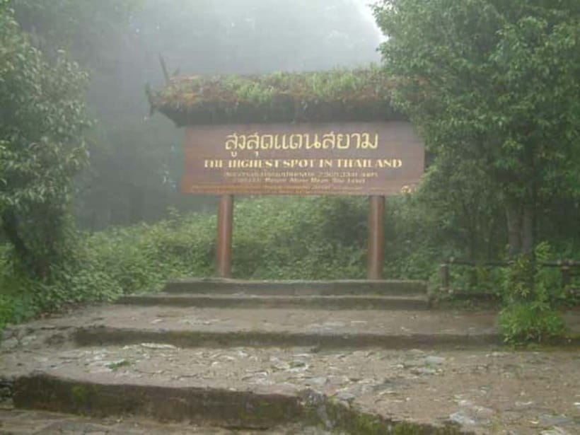 Chiang Mai: Doi Inthanon Trip with Pha Dok Siew Guided Trek - The morning ride and Doi Inthanon’s cool summit