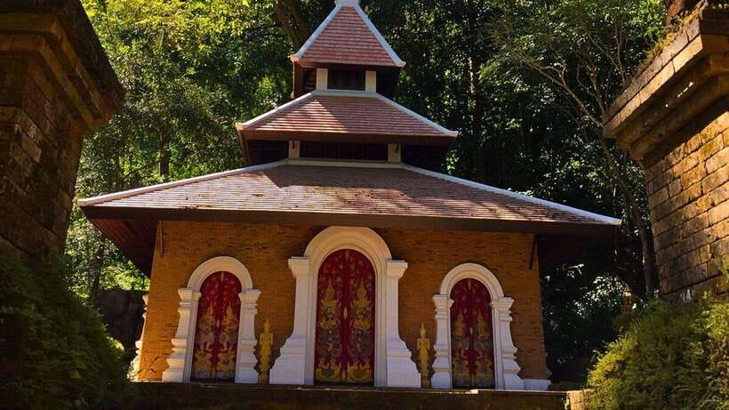 Chiang Mai: Doi Suthep and Wat Pha Lat Temple Evening Tour - Should you book the Doi Suthep evening tour?