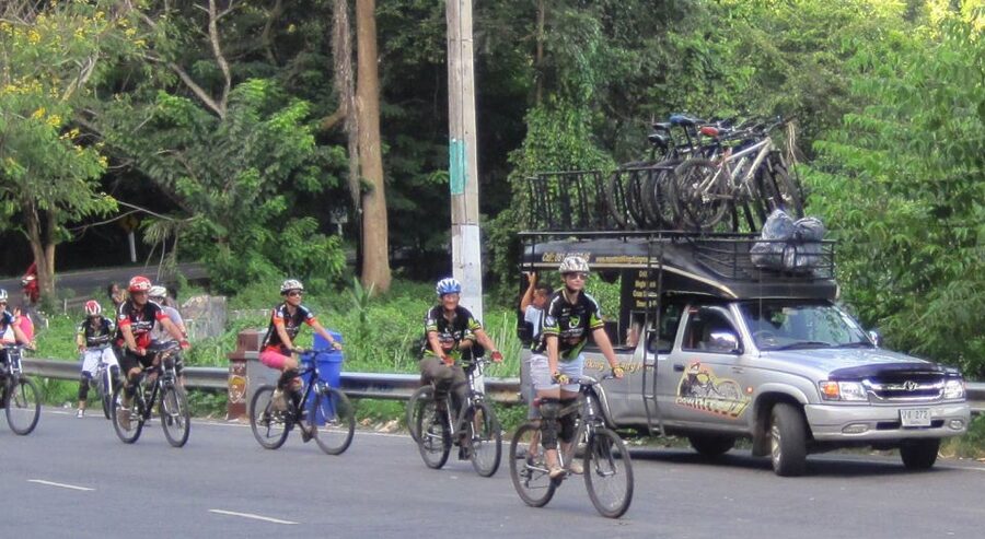 Chiang Mai: Doi Suthep National Park Leisure Hiking & Biking - A Hmong village near the summit
