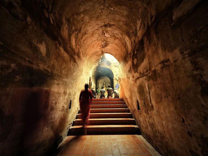 Chiang Mai: Doi Suthep & Wat Umong Twilight Tour with Pickup - Should you book the Doi Suthep twilight tour?