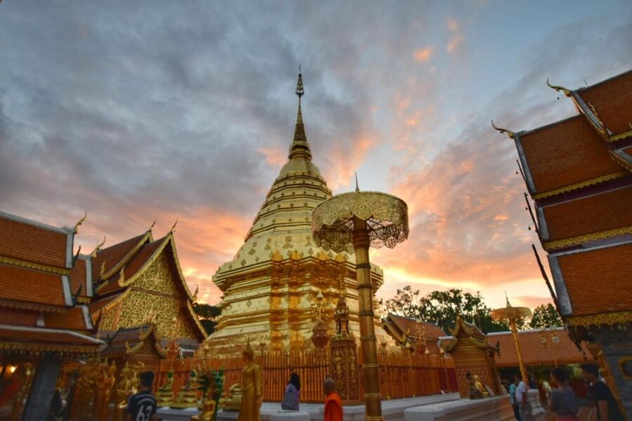 Chiang Mai: Doi Suthep & Wat Umong Twilight Tour with Pickup - Wat Umong: tunnels, paintings, and a forest setting